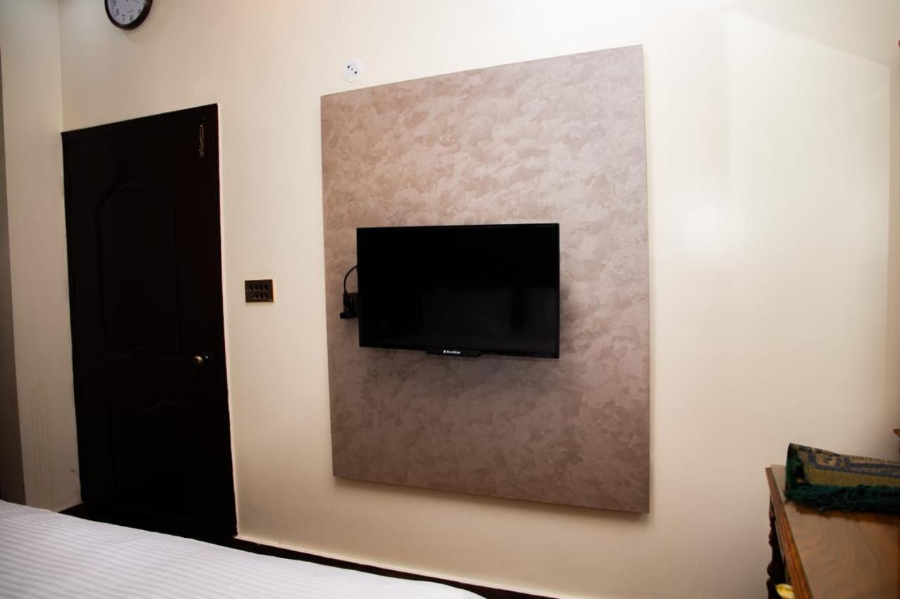 Elet Business Hotel Karaczi Zewnętrze zdjęcie