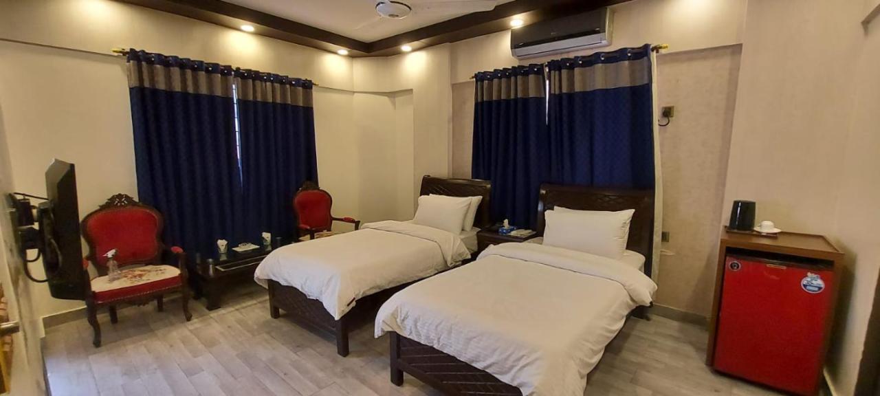 Elet Business Hotel Karaczi Zewnętrze zdjęcie