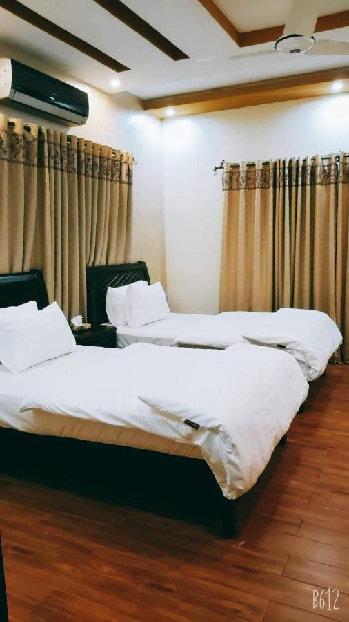 Elet Business Hotel Karaczi Zewnętrze zdjęcie